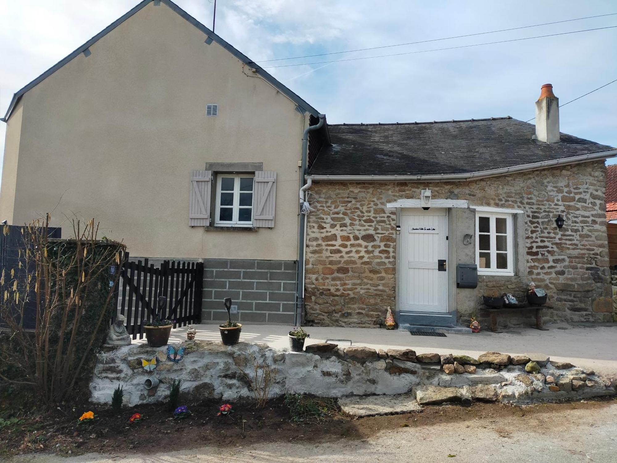 Chambre D'Hotes Se Sentir Libre Noisette Crozant Exterior photo
